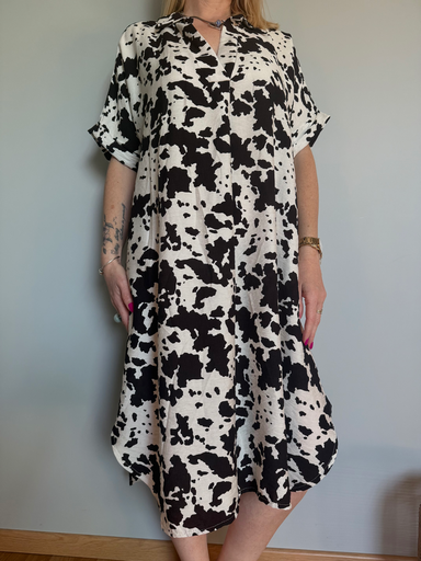 NEW - Robe "Milky" 